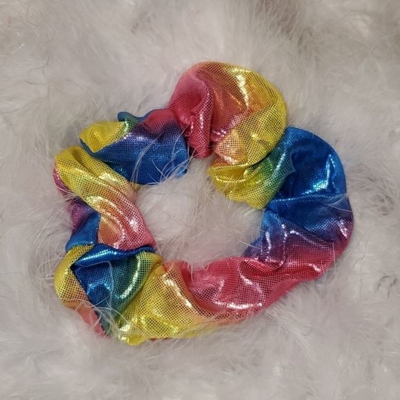 NEW Zippered Scrunchie - Shiny Rainbow - Picture 1 of 2